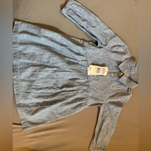 NWT denim toddler Vineyard Vines size 4T dress. Button detail